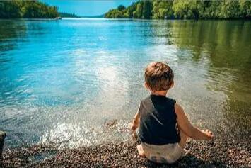 同字或同词 双胞胎宝宝起名字的2个诀窍