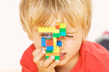 生辰八字缺金的男孩起名字  踏实稳重的男宝宝取名