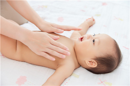 2022五行缺土属虎男孩名字