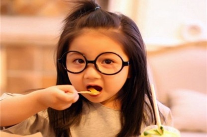 给孩子起名字大全女孩姓李 姓李的女孩子怎么起名字 