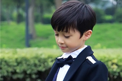 2022楚辞名句取名男孩 2022取自诗经楚辞当中的男孩名字 