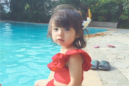 2022年姓杨女宝宝取名字 杨姓名字顺口 