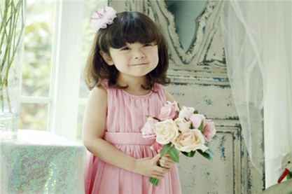 女孩姓刘有涵养的名字 姓刘女孩名字有内涵的