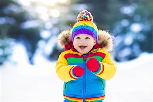 说名道姓：命名的时代差异 