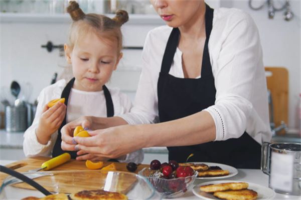 易字在名字中寓意 