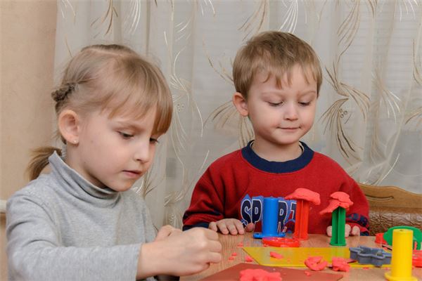 三点水的字文雅好听 