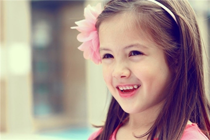 女孩李雨开头起名大全 女孩叫李雨什么好 