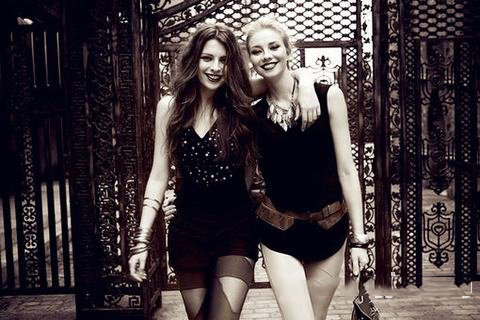 梦见同父（母）异母（父）姐妹