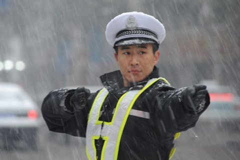 梦见交警 交通警察