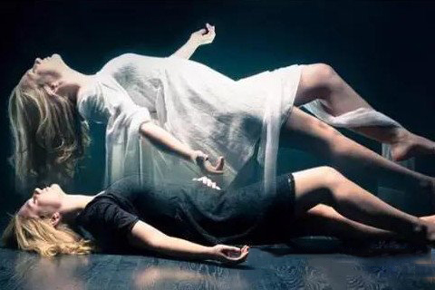 梦见自己投胎于穷人家