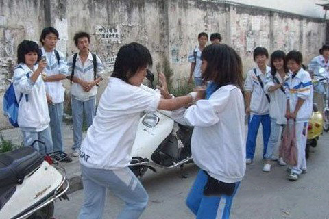 梦见和情敌发生殴斗