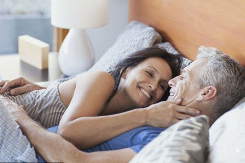 梦见和陌生女人睡觉