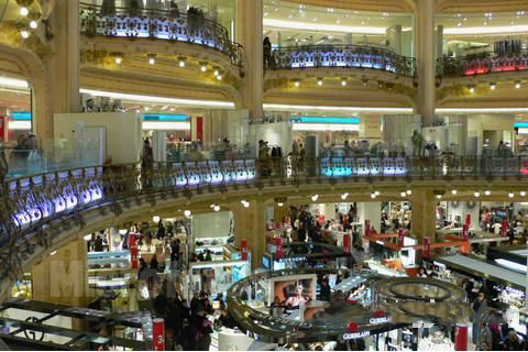 梦见在百货公司购物