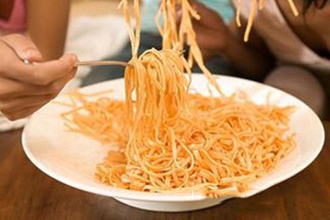 梦见别人吃面条