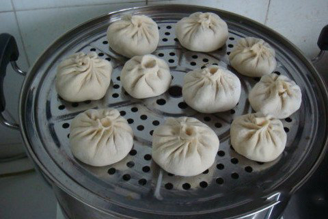 梦见蒸包子