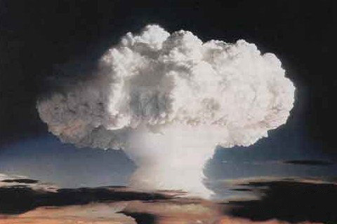 梦见核爆炸