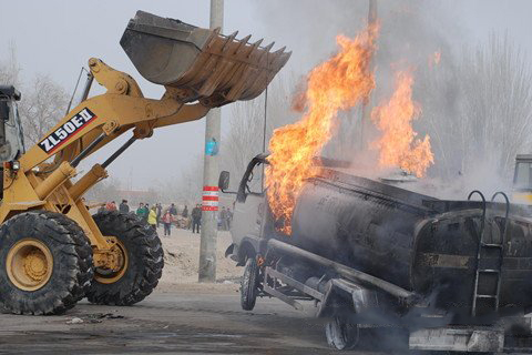 梦见加油站爆炸