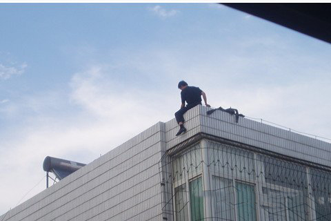 梦见有人跳楼自杀