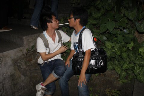 梦见与同学打架