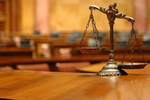 梦见坚持正义 公正