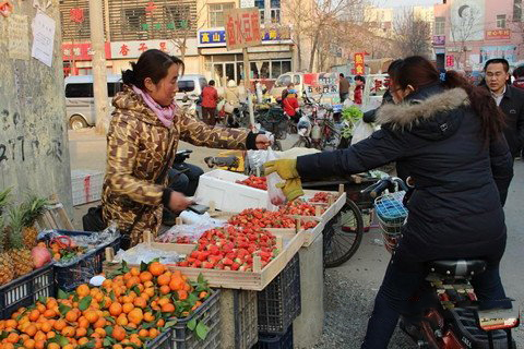 梦见把钱给别人