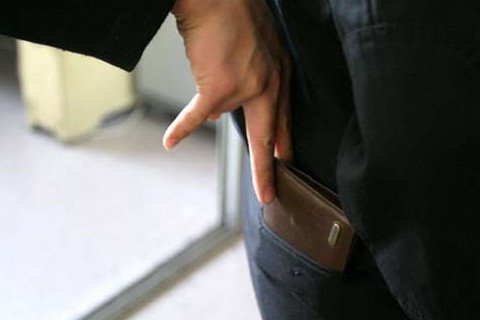 梦见偷别人的钱包