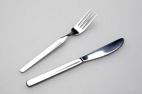 梦见刀叉与三叉戟