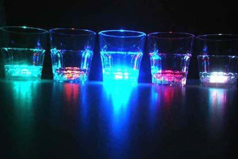 梦见发光的物体