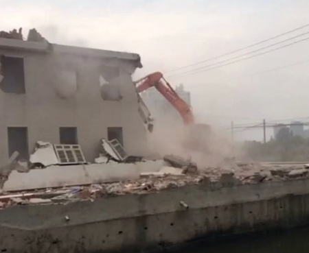 梦见拆房子盖房子