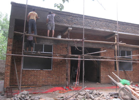 梦见别人家盖房子