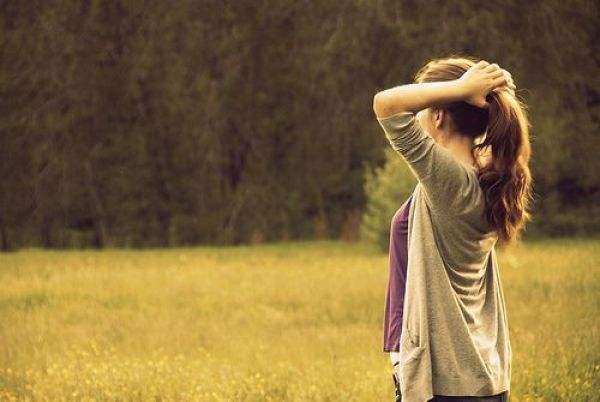 对待感情总是用情至深的生肖女 