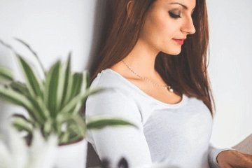 好听的两个字艺名简单女生 