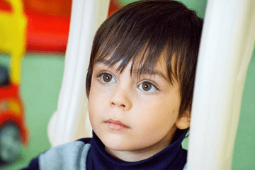 婴儿起名缺金男孩 