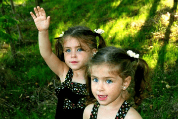 双胞胎女孩乳名萌点的 