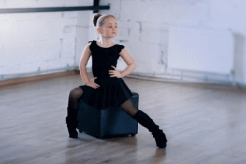 姓张属牛女孩取什么名字好 