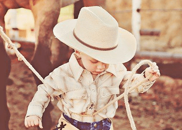 男宝宝英文名字带翻译 