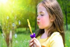 用八字起名 起名字2021免费八字起名女孩 