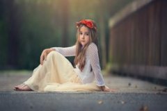 金字偏旁适合女孩的字 金字旁的女孩名字属牛 