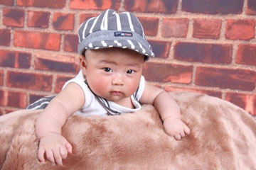 宝宝名字：寓意好的牛宝宝名字 