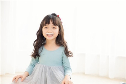 姓吴的女孩子名字大全 