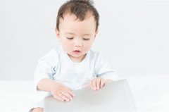 情人节出生的取什么名字好 情人节的宝宝取名大全 