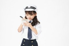 牛年宝宝起名大全集免费 2021年出生牛宝宝内涵名字 