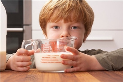 免费取名字大全男孩带三点水的 三点水的男名 免费取名字大全男孩带三点水的 三点水的男名