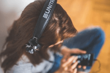 女生甜甜英文名简单 