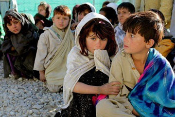 牛年女孩四个字名字 