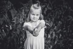 女孩子怎么起名字大全 女孩漂亮有涵养的名字 